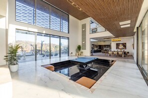 Spielezimmer