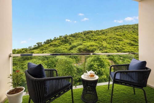 Smart 2BHK at Lakecity Apartments by Viraalay