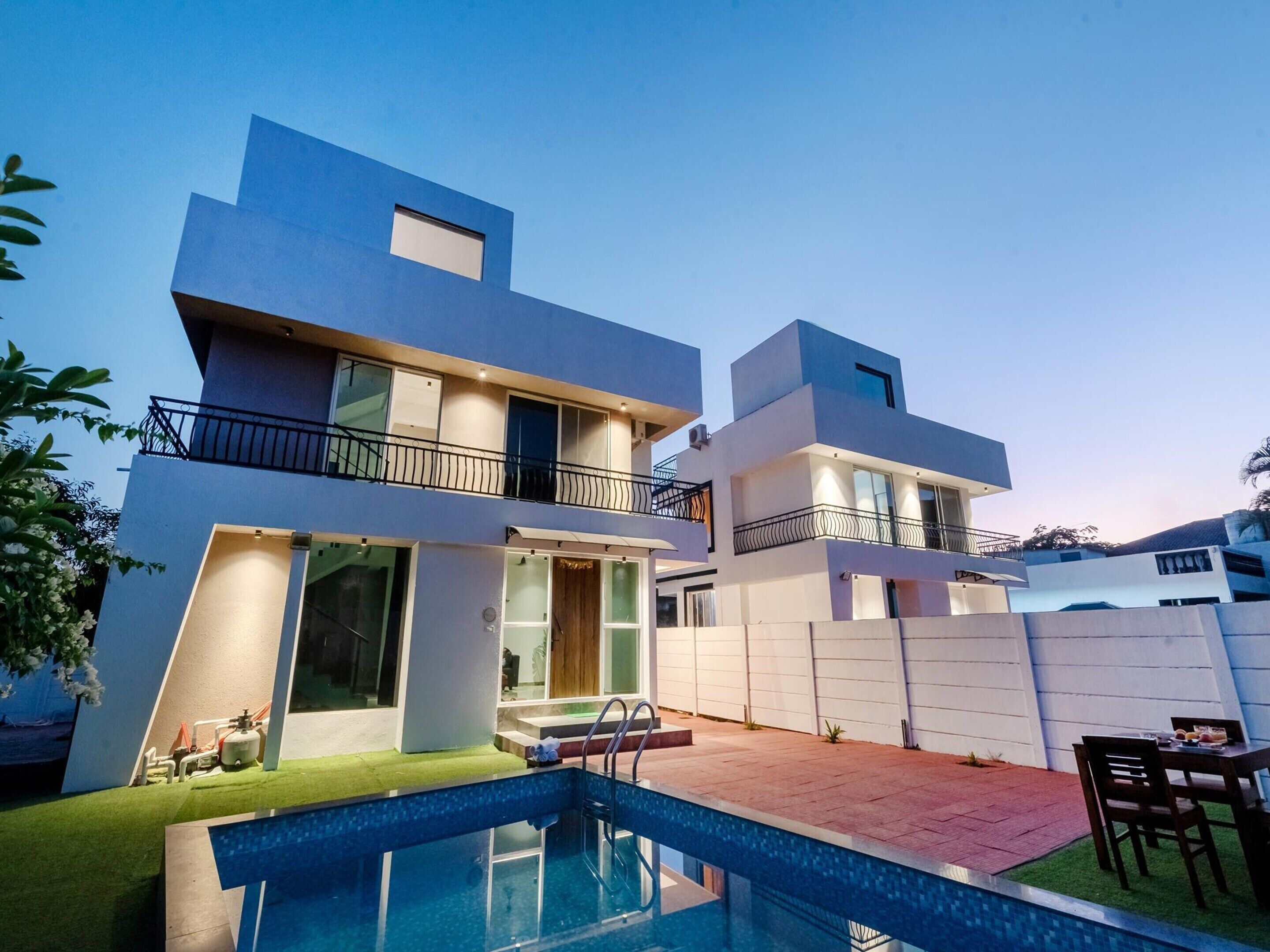 House | Pool | Outdoor pool
