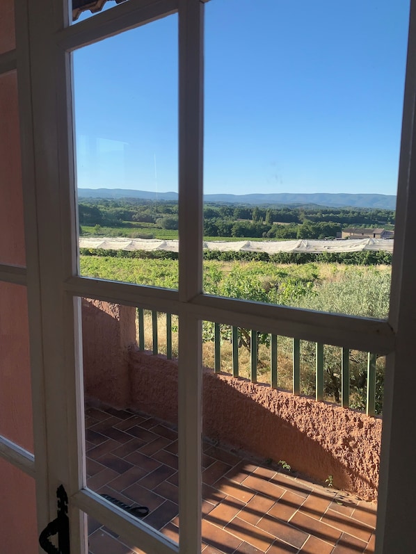 Interior - A house in the heart of the vineyards and at the foot of Mont Ventoux (Mormoiron)