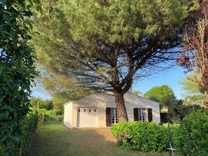 Exterior - Vrbo Property (Dolus-d'Oléron)