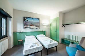 Deluxe Double or Twin Room, Balcony, Courtyard View | Spa - Maison Ammiragli Vatican Rooms (Roma)