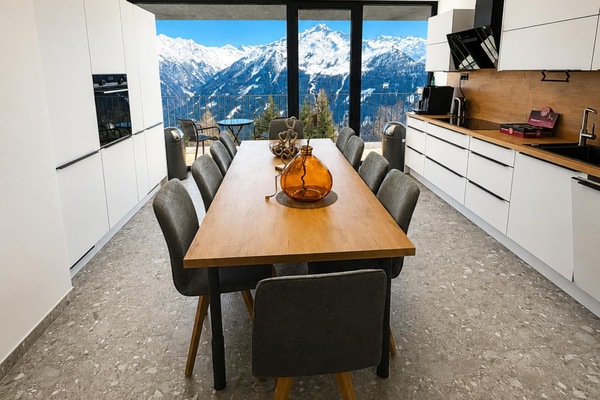 Apartment | Dining
