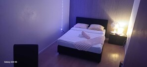 2 Schlafzimmer, Bügeleisen/Bügelbrett, WLAN, Bettwäsche