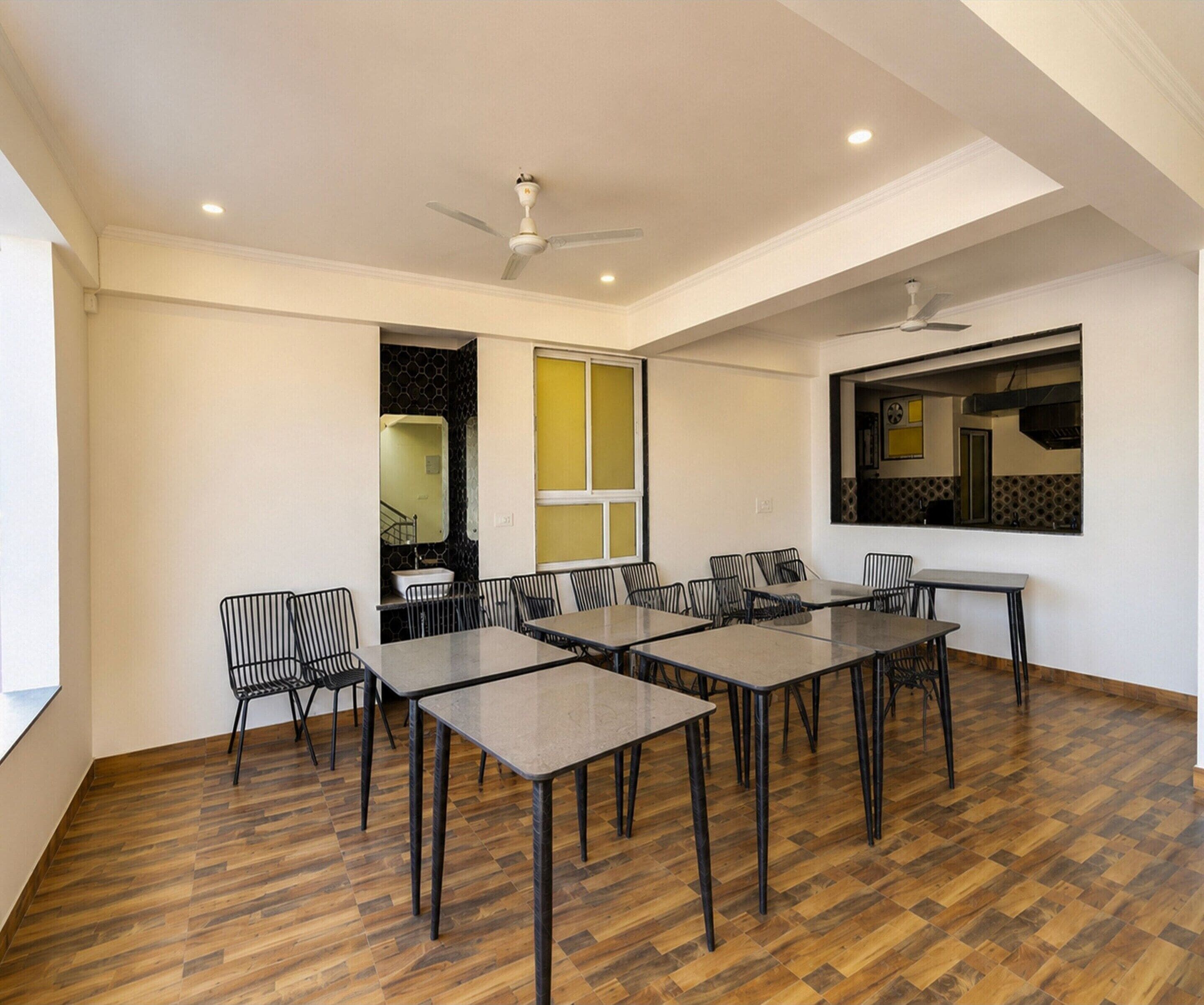 House | Dining