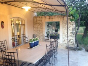Apartment | Dining - Villa in Murs, Heart of the Luberon (Murs)