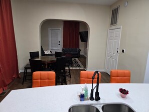 Dining - Haniels Place - Unit D (Indianapolis)