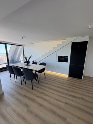Dining - Rooftop apartment above the rooftops of Vinitsa, Varna, with a view of the sea (Varna)