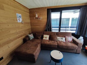 Smart-TV, Videospiele, Bücher