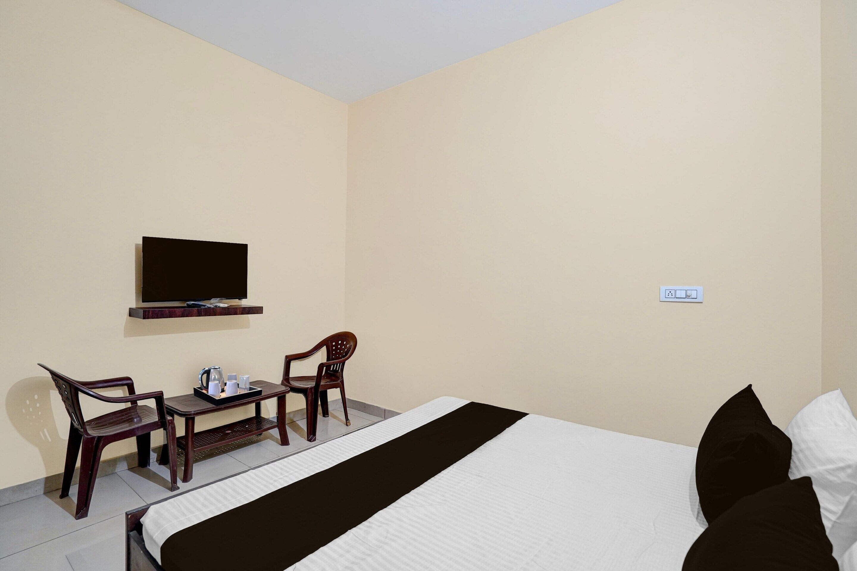 House | 1 bedroom, iron/ironing board