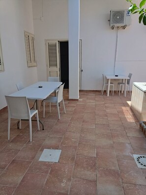 Outdoor dining - Villa Paradise | Vacation Home in Salento (Veglie)