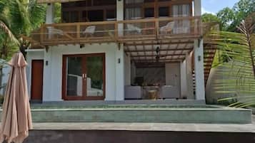 Villa Deluxe, vista a la colina | Áreas de la propiedad