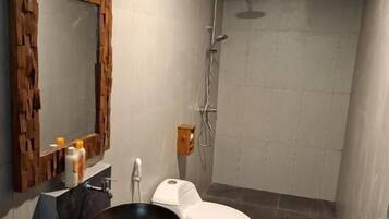 Bruser, gratis toiletartikler, håndklæder, Sæbe