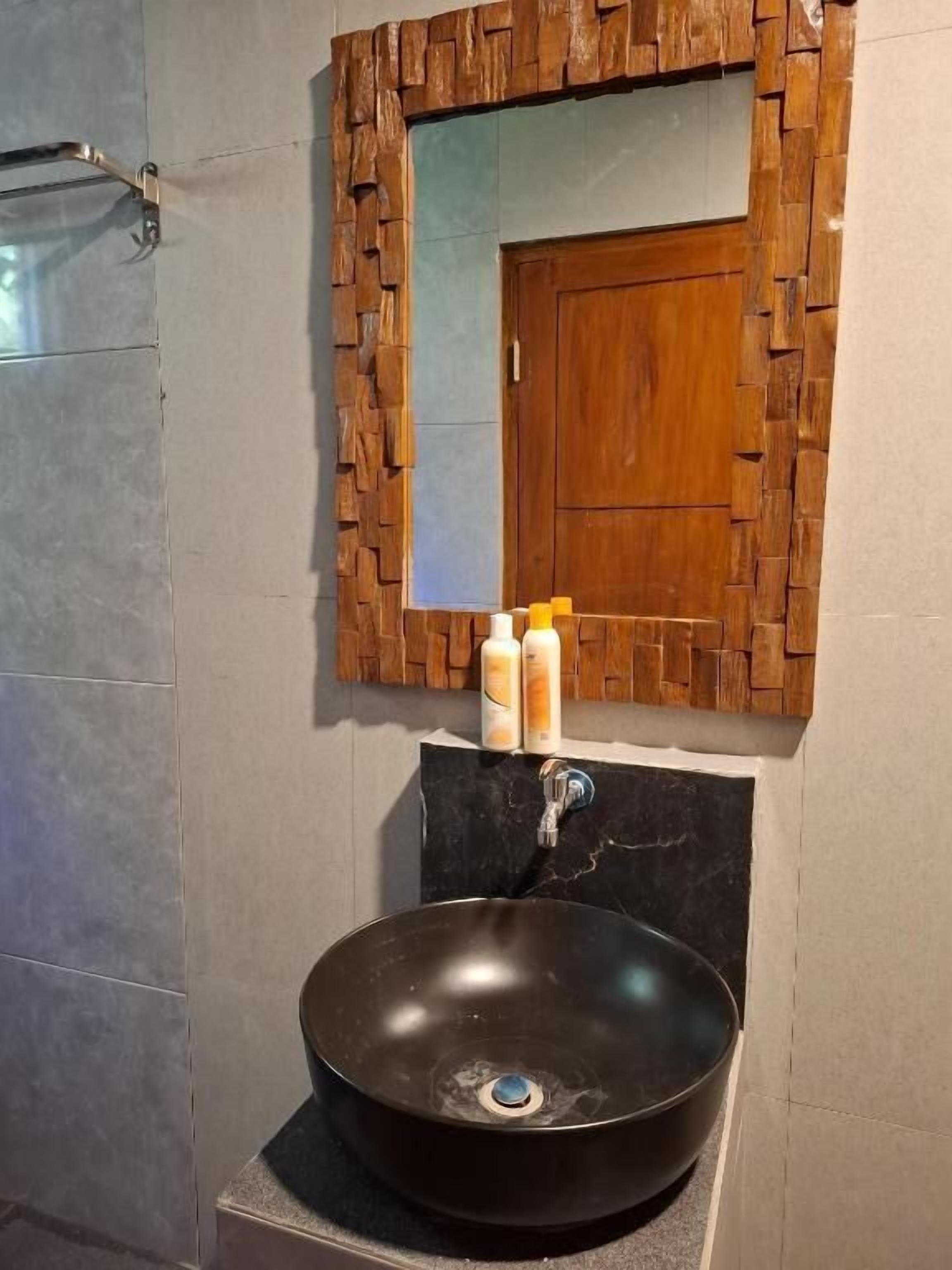 Deluxe Villa, Hill View | Bathroom