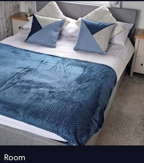2 Schlafzimmer, Bügeleisen/Bügelbrett, WLAN