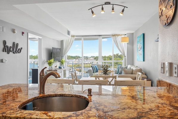 Living area - 2 Mi to Beach, Marina View, Private Balcony, Shared Pool (North Myrtle Beach)