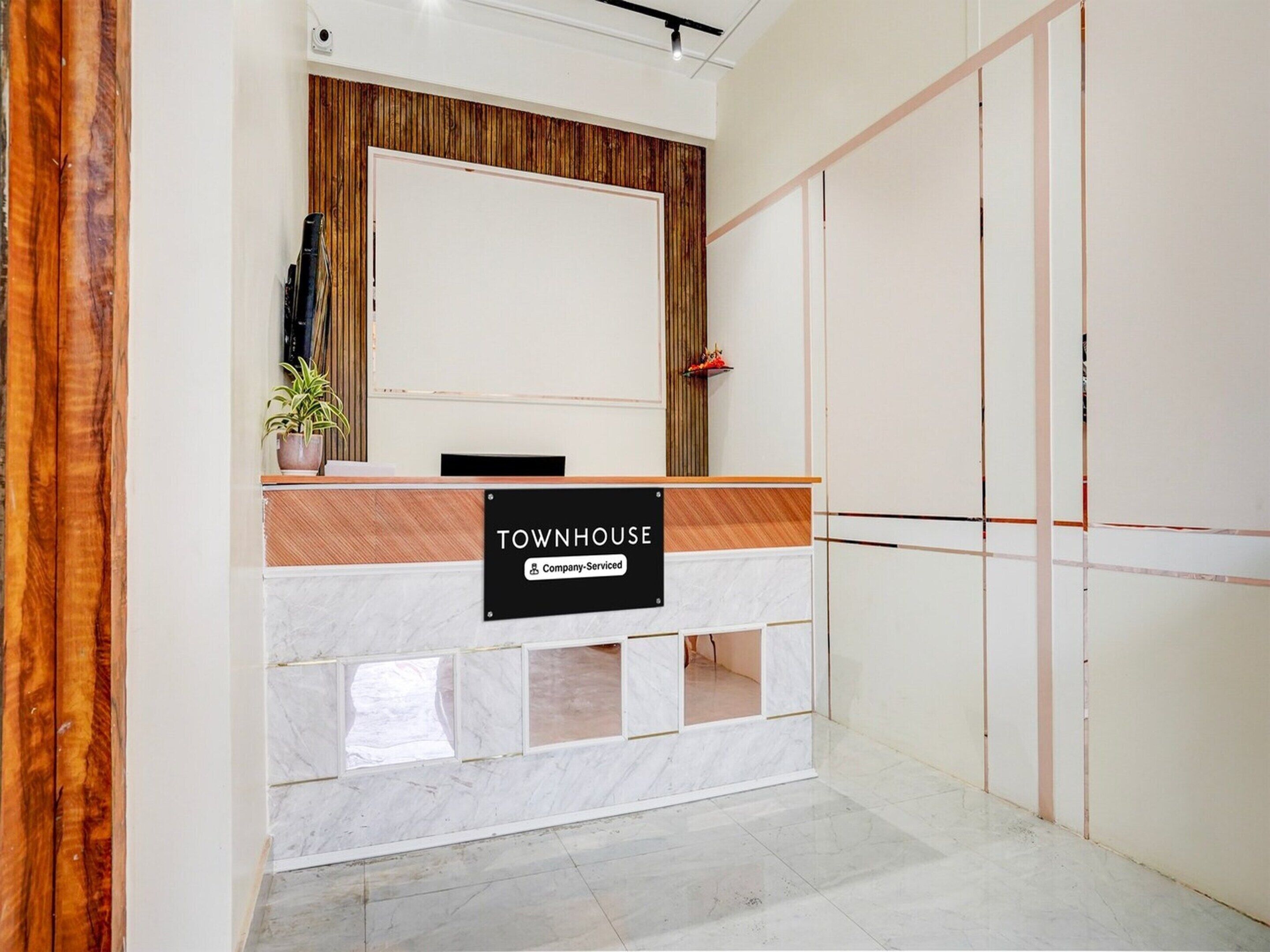 House | Reception