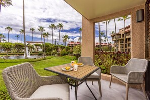 Outdoor dining - Fully Remodeled, Lanai Ocean Views, 4.95 SuperHost, 1 br, 2 bath, 3 beds (Kihei)