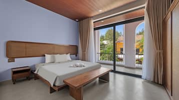 5 bedrooms, WiFi, bed sheets