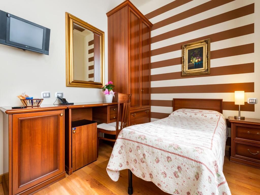 Klassieke Twin kamer | Een bureau, gratis wifi