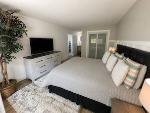 Iron/ironing board, Internet, bed sheets - Dock & Stay (Moneta)