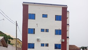 Imej tidak diklasifikasikan, 5 daripada 8, butang