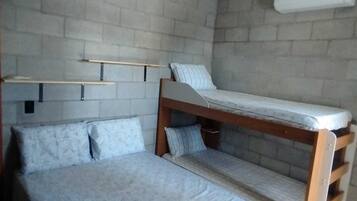 Acceso a internet y ropa de cama