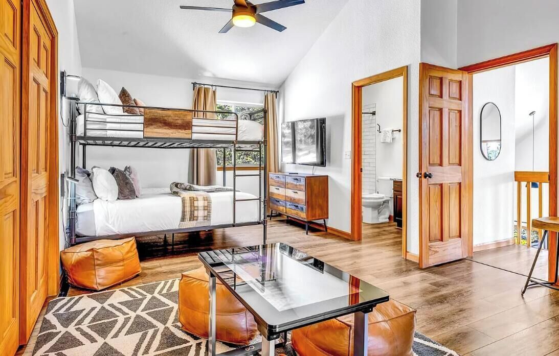 3 bedrooms, WiFi, bed sheets