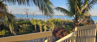 Get away from it all! Peaceful 2 bedroom condo on Little Gasparilla Island