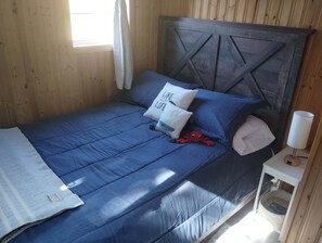 Bed sheets - The Mill River Hideaway Cottage (Lot 5)
