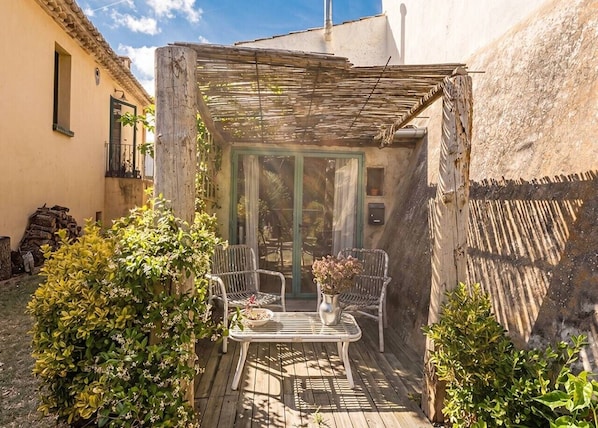 Terrace/patio - A retreat surrounded by nature | 10 minutes from Sitges (Barcelona)