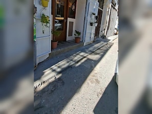 تفاصيل الفندق من الخارج