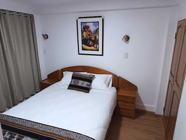 Room - Omaya House: A Cozy and Quiet Room for Your Stay in Downtown Cusco (Cusco)