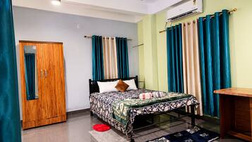 2 bedrooms, Internet