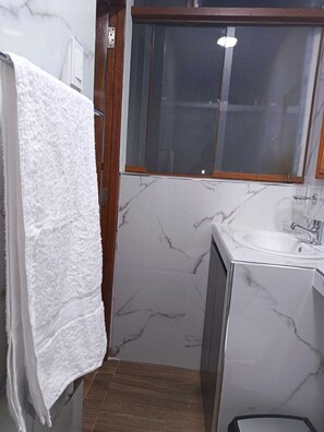Bathroom - Vrbo Property (Cusco)