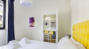 Apartment | 1 Schlafzimmer, laptopgeeigneter Arbeitsplatz, Bügeleisen/Bügelbrett