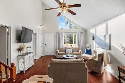 Tahimik Shores | By Lake | BBQ+Firepit | Sleeps 10