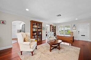 Lobby - Seacrest Serenity- 4BR Pool Retreat (Delray Beach)