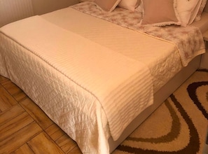 5 habitaciones, cunas y wifi gratis 