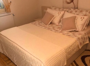 아파트 (Deluxe Two Bedroom Apartment with Ter) | 5 개의 침실, 유아용 침대, 무료 WiFi