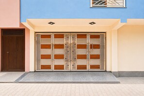 House | Reception - Classic Cozy Stays (New Delhi)