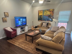 Smart TV - Aggie Home Like New (Bryan)