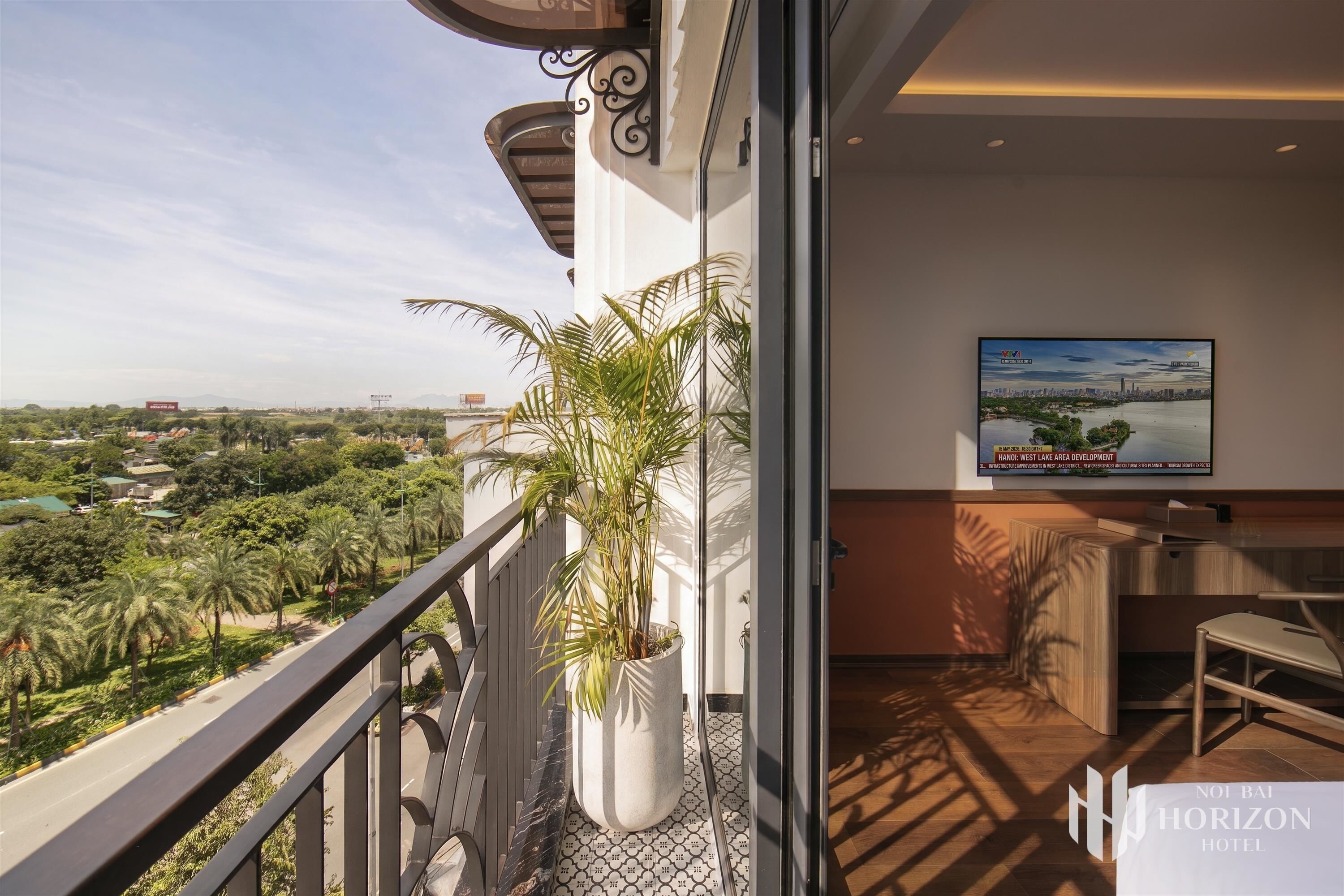 Habitación ejecutiva con 1 cama doble o 2 individuales, balcón, vistas a la ciudad | Interior