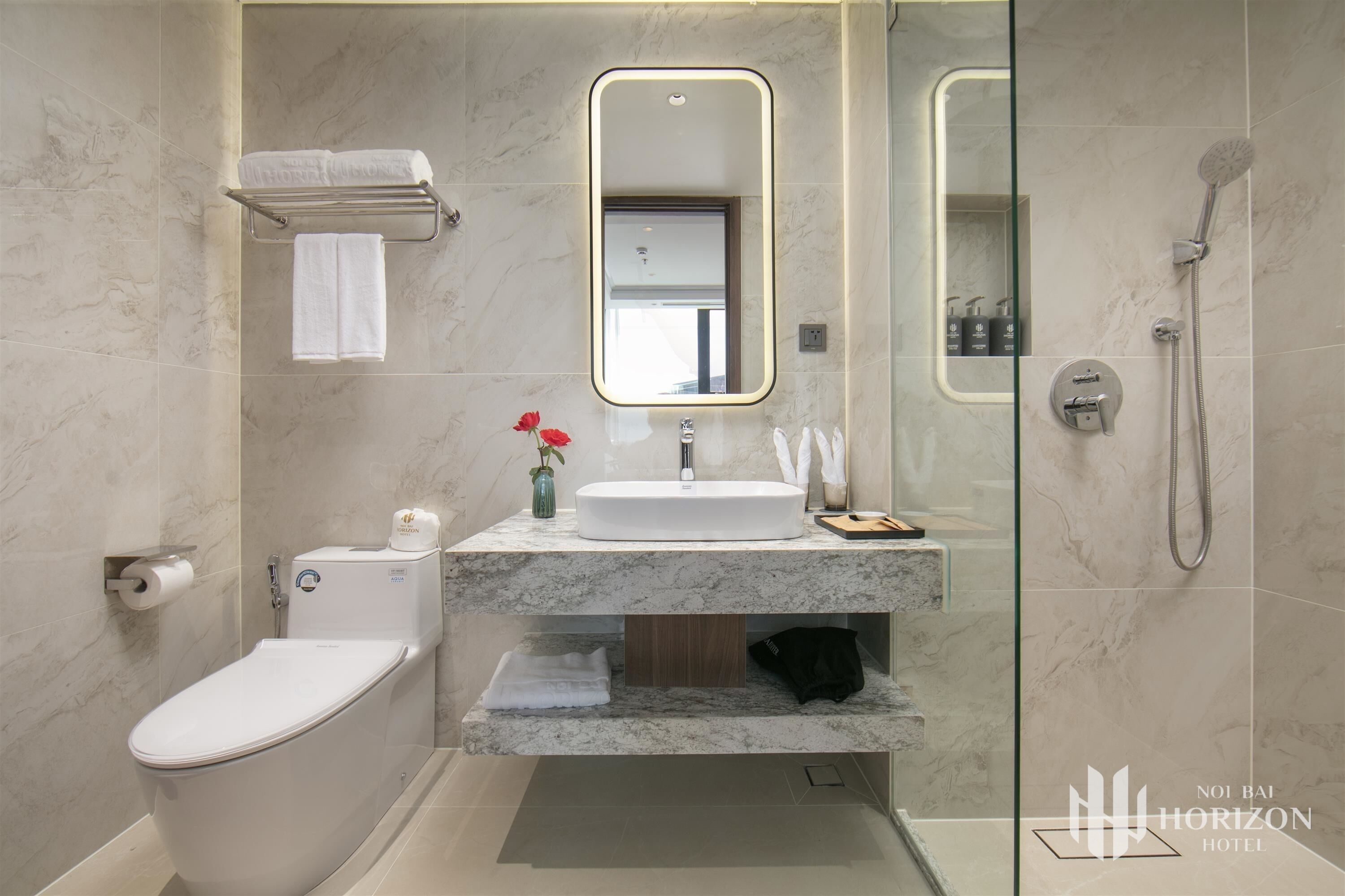 Deluxe Double Room, City View | Bathroom