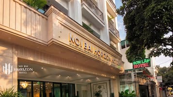 Mặt tiền nơi lưu trú