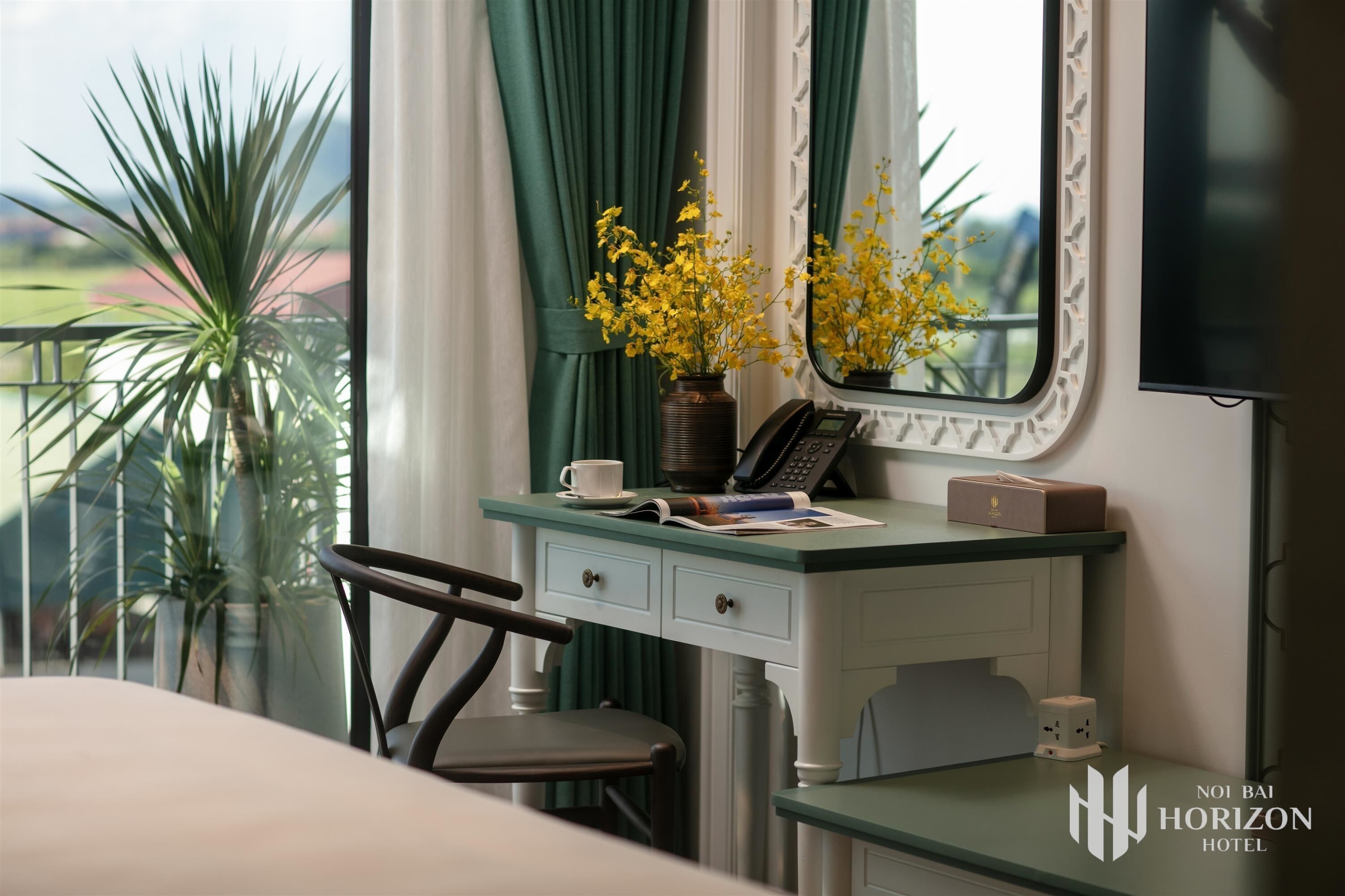 Kamar Double Royal, balkon, pemandangan gunung | Interior