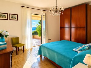 Room - Vrbo Property (Capoliveri)