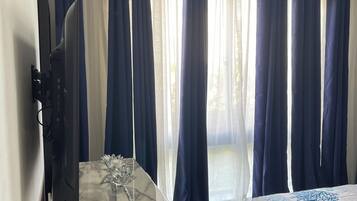 2 bedrooms, iron/ironing board, WiFi (free), bed sheets