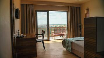 Classic-Doppel- oder -Zweibettzimmer, Balkon, Gartenblick