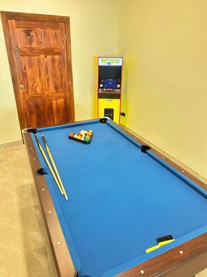 غرفة الألعاب
